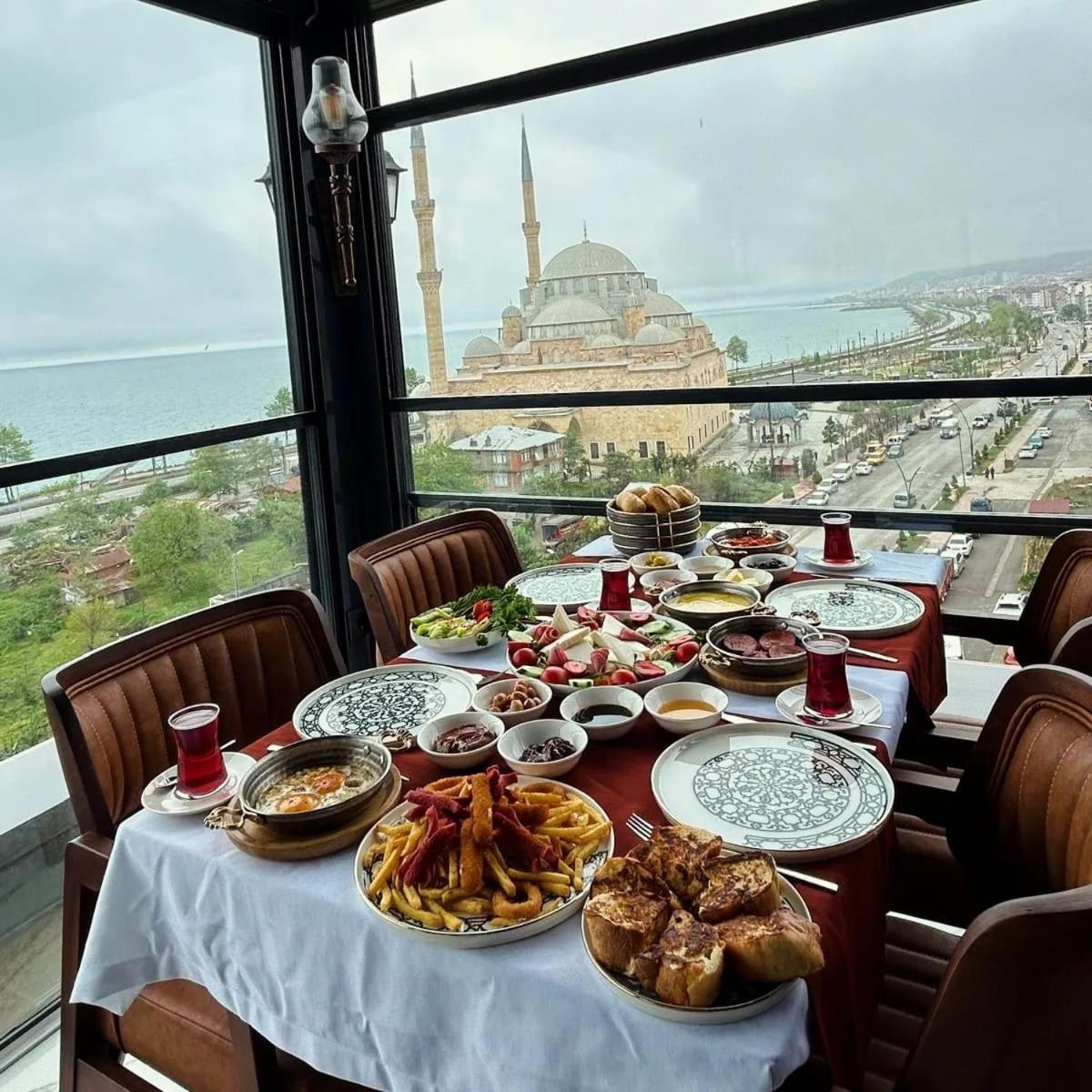 Ayatoure Hotel Bulancak Eksteriør billede