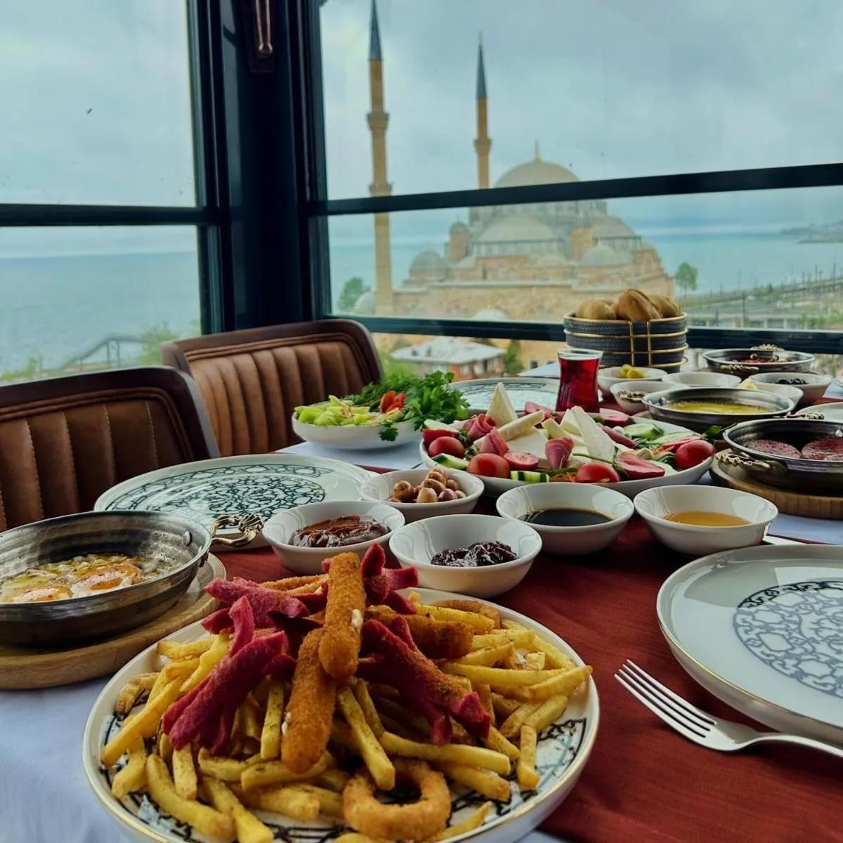 Ayatoure Hotel Bulancak Eksteriør billede